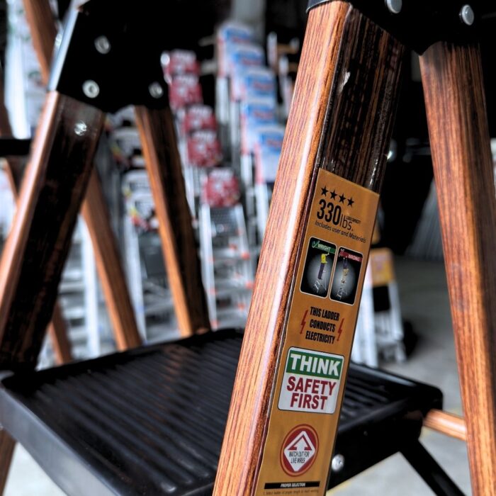 Paragon Premium Aluminium Ladder (6–7 Steps) | Everbest Ladder - Image 2