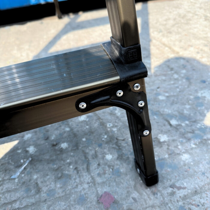 HOME EXPERT PRO Aluminium Step Ladder 6–7 Steps – Everbest Ladder - Image 3